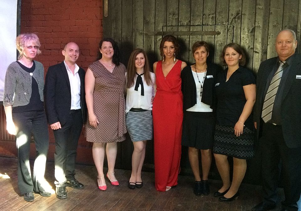 (vl)Pira Schmidt, Peter Metz, Lee Aboe, Nicole Stahl, Derya Gecer, Natali Mezker, Stefanie Solbach, Helmut Gerdesmeier