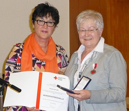 Vizepräsidentin Nilgün Özel (links) und Gisela Schutte