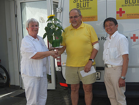 Bild:  (v.l.n.r)  Ursula Karl, Otto Stein, Dr. Thomas Reis