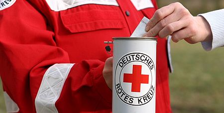 Symbolbild für die Haus-und Straßensammlung. Bildrechte: DRK Generalsekretariat