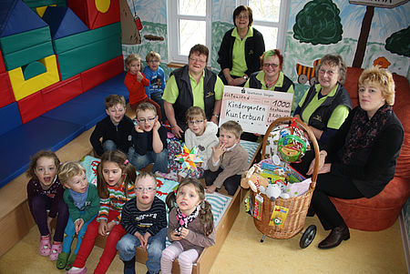 Melitta Behrmann, Gudrun Hindemith, Ellen Hillmann, Resi Schäfer, Andrea Dürrwächter (Erzieherin)